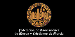 Logo con nombre de la Federación de Moros y Cristianos de Murcia